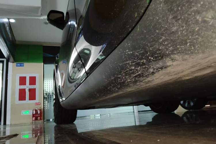 Used Tesla Model Y 2022 Rear-Wheel-Drive Version Left Side Sill