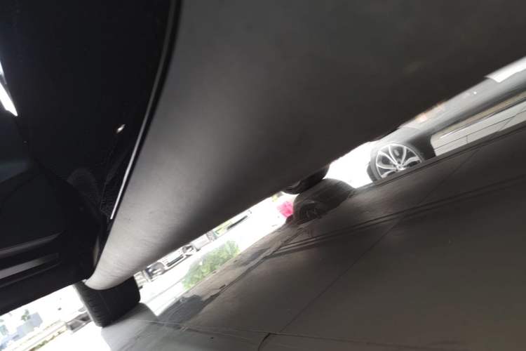 Used Tesla Model Y 2022 Rear-Wheel-Drive Version Left Side Sill
