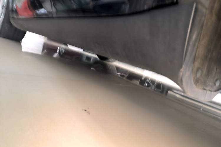 Used Tesla Model Y 2022 Rear-Wheel-Drive Version Left Side Sill