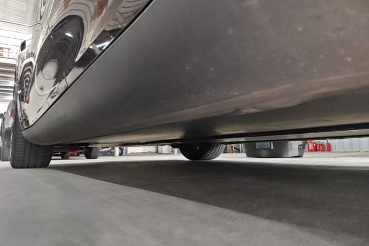 Used Tesla Model Y 2022 Rear-Wheel-Drive Version Left Side Sill