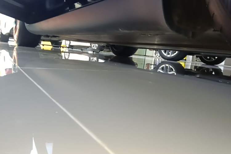 Used Tesla Model Y 2022 Rear-Wheel-Drive Version Left Side Sill
