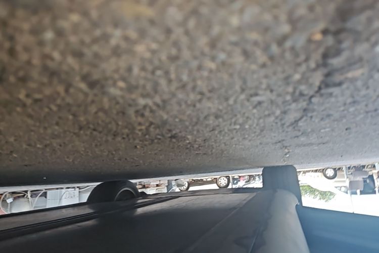 Used Tesla Model Y 2022 Revised Version Rear-Wheel Drive Left Side Sill