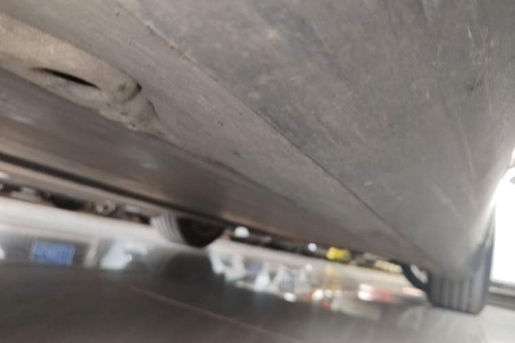 Used Tesla Model Y 2022 Revised Version Rear-Wheel Drive Left Side Sill