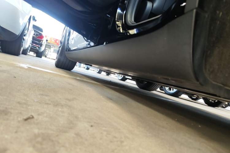 Used Tesla Model Y 2022 Rear-Wheel-Drive Version Left Side Sill