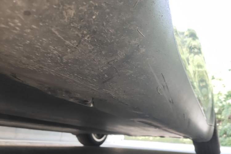 Used Tesla Model Y 2022 Revised Version Rear-Wheel Drive Left Side Sill