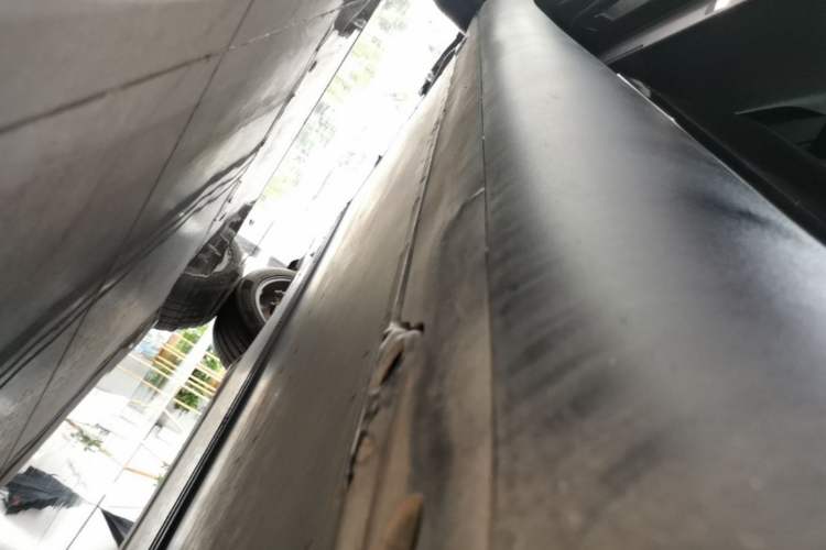 Used Tesla Model Y 2022 Revised Version Rear-Wheel Drive Left Side Sill