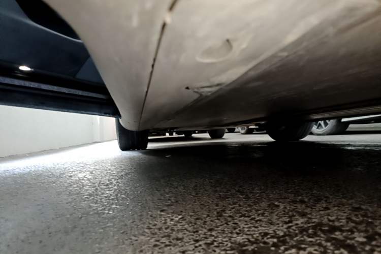 Used Tesla Model Y 2022 Revised Version Rear-Wheel Drive Left Side Sill