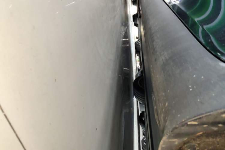 Used Tesla Model Y 2022 Revised Version Long-Range All-Wheel Drive Left Side Sill