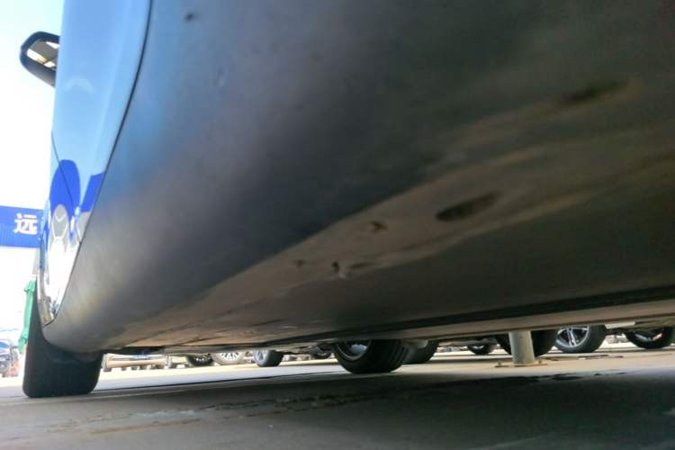 Used Tesla Model Y 2022 Revised Version Rear-Wheel Drive Left Side Sill