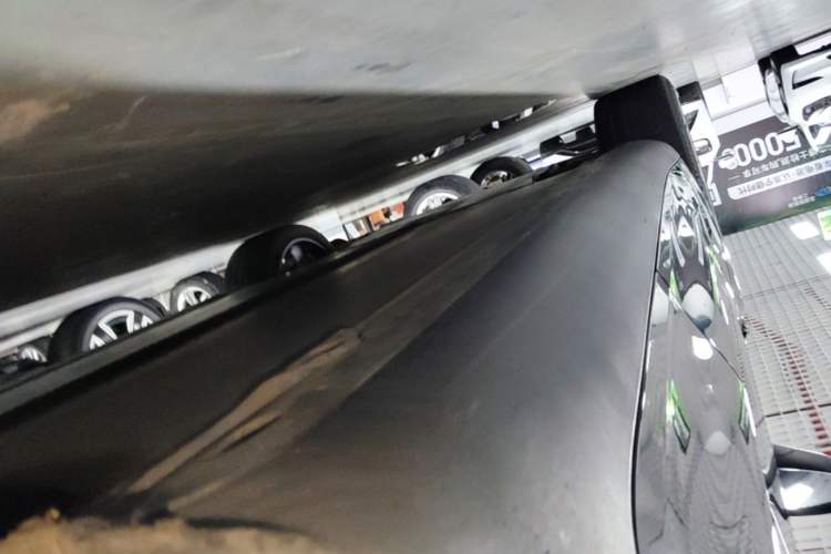 Used Tesla Model Y 2022 Revised Version Long-Range All-Wheel Drive Left Side Sill