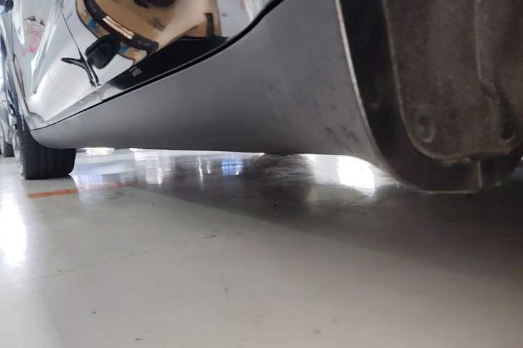 Used Tesla Model Y 2022 Rear-Wheel-Drive Version Left Side Sill