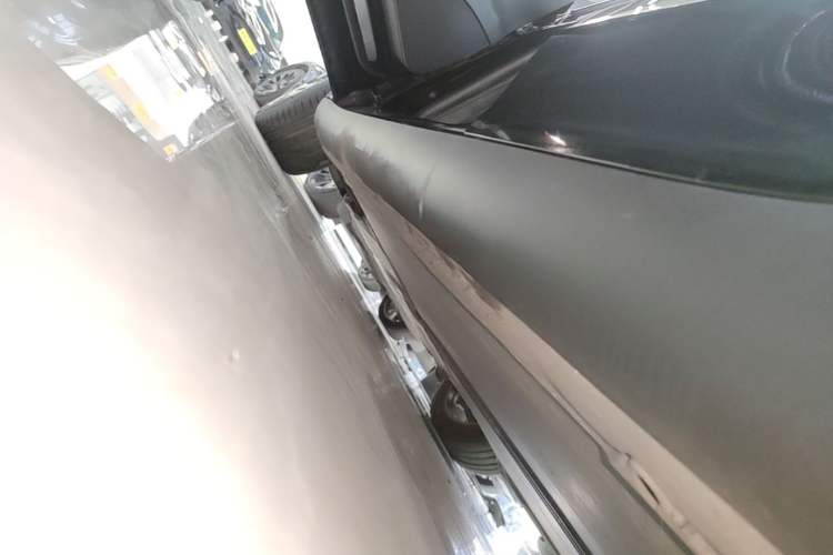 Used Tesla Model Y 2022 Revised Version Rear-Wheel Drive Left Side Sill