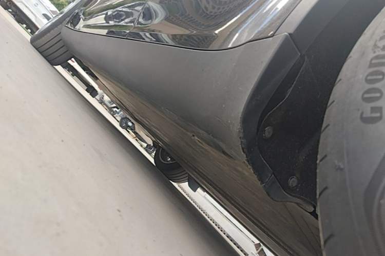 Used Tesla Model Y 2022 Revised Version Rear-Wheel Drive Left Side Sill