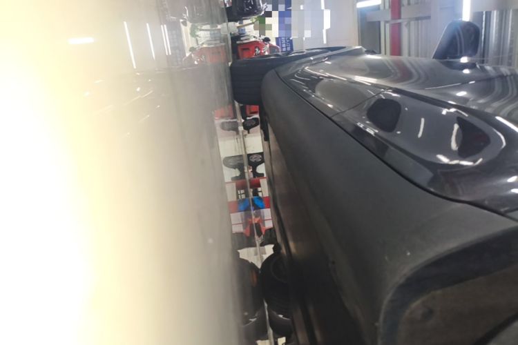 Used Tesla Model Y 2022 Revised Version Rear-Wheel Drive Left Side Sill