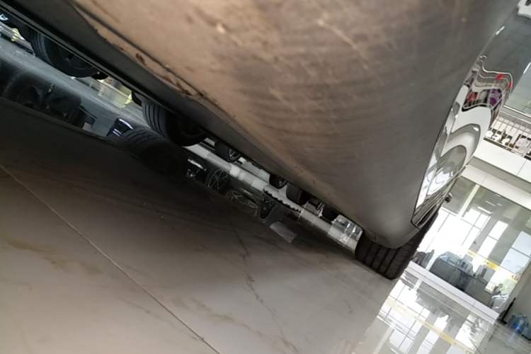 Used Tesla Model Y 2022 Revised Version Rear-Wheel Drive Left Side Sill