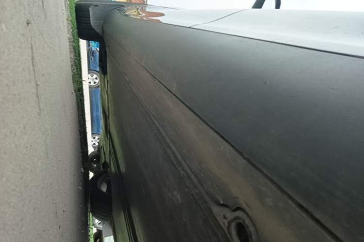 Used Tesla Model Y 2022 Rear-Wheel-Drive Version Left Side Sill