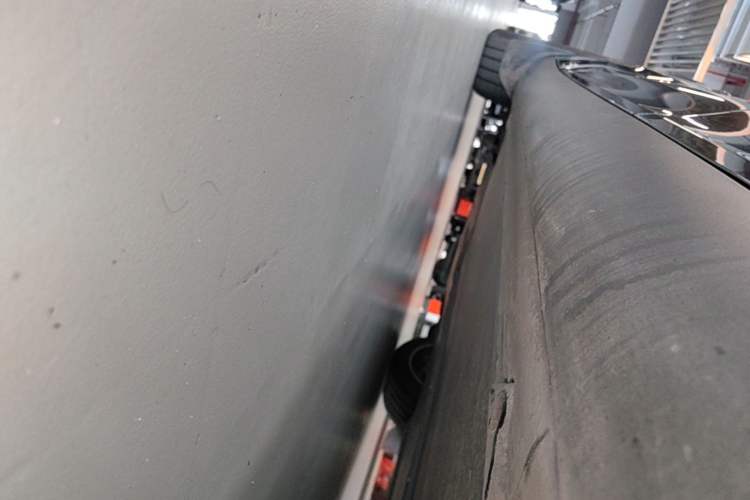 Used Tesla Model Y 2022 Revised Version Rear-Wheel Drive Left Side Sill