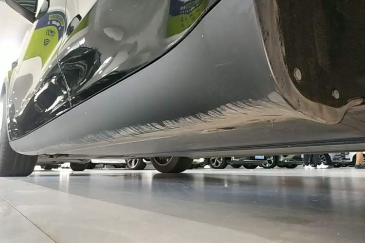 Used Tesla Model Y 2022 Revised Version Rear-Wheel Drive Left Side Sill