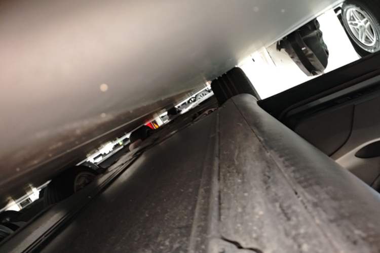 Used Tesla Model Y 2022 Revised Version Rear-Wheel Drive Left Side Sill