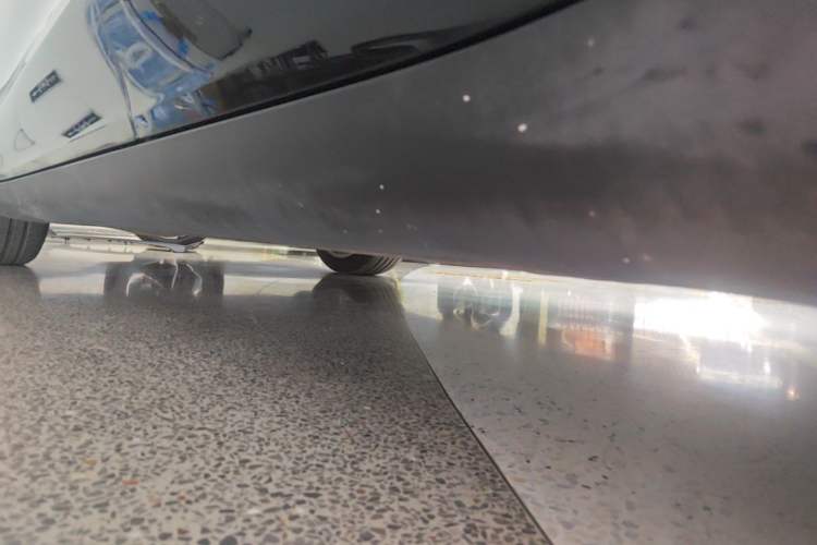 Used Tesla Model Y 2022 Rear-Wheel-Drive Version Left Side Sill