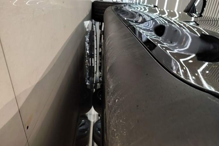 Used Tesla Model Y 2022 Revised Version Rear-Wheel Drive Left Side Sill