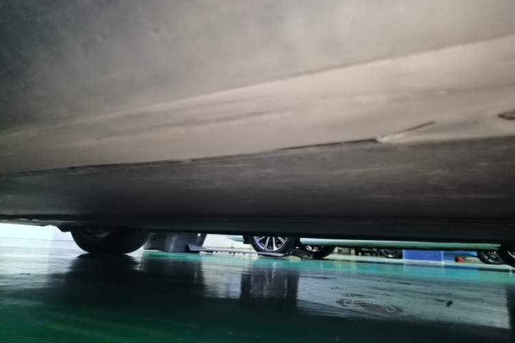 Used Tesla Model Y 2022 Revised Version Rear-Wheel Drive Left Side Sill