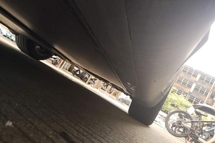 Used Tesla Model Y 2022 Revised Version Rear-Wheel Drive Left Side Sill