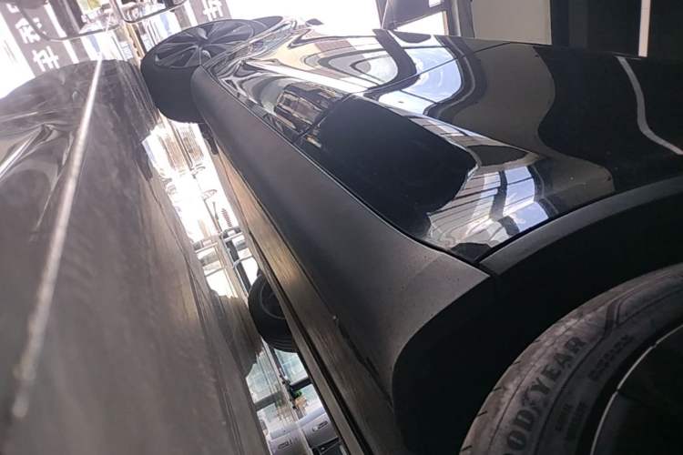 Used Tesla Model Y 2022 Revised Version Rear-Wheel Drive Left Side Sill