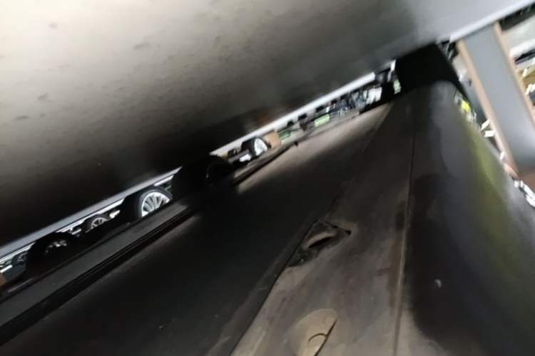 Used Tesla Model Y 2022 Rear-Wheel-Drive Version Left Side Sill