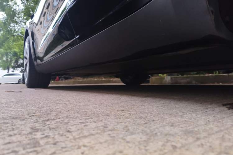 Used Tesla Model Y 2022 Revised Version Rear-Wheel Drive Left Side Sill