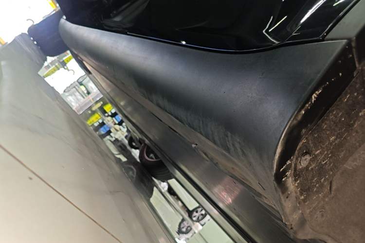 Used Tesla Model Y 2022 Revised Version Rear-Wheel Drive Left Side Sill
