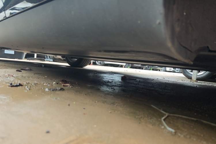 Used Tesla Model Y 2022 Revised Version Rear-Wheel Drive Left Side Sill