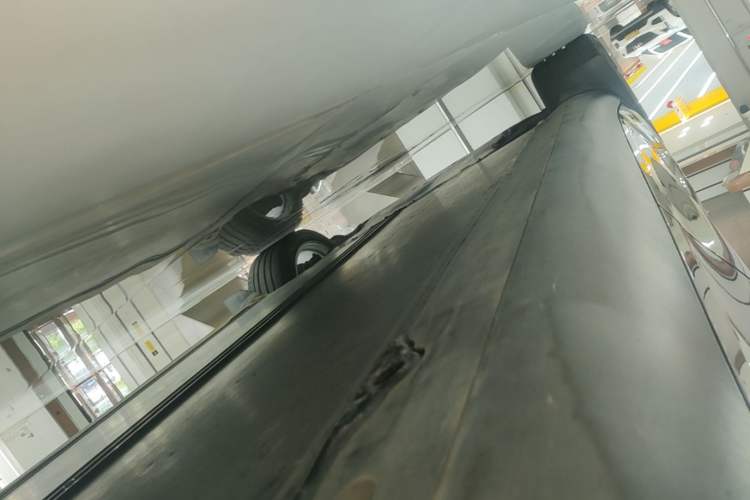 Used Tesla Model Y 2022 Revised Version Long-Range All-Wheel Drive Left Side Sill