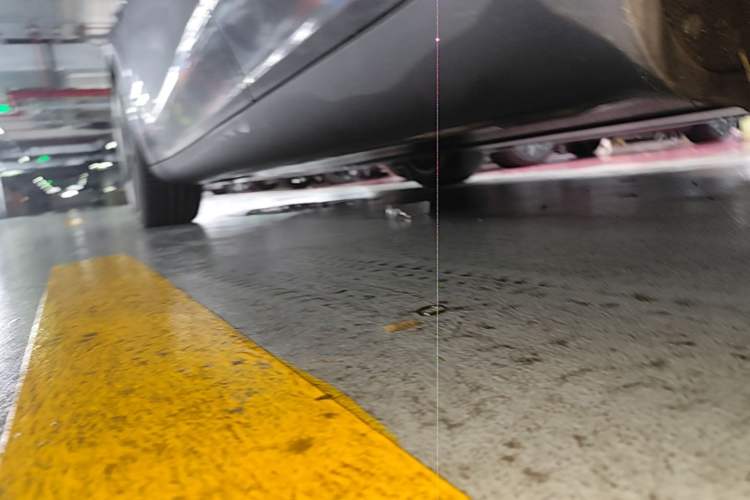 Used Tesla Model Y 2022 Revised Version Rear-Wheel Drive Left Side Sill