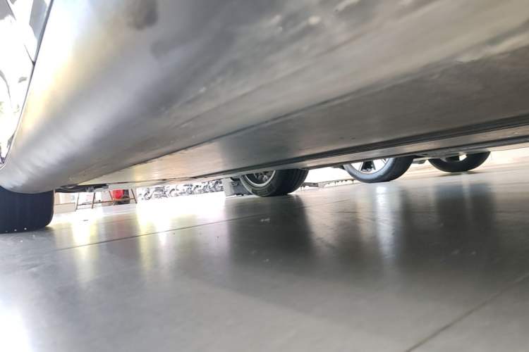 Used Tesla Model Y 2022 Revised Version Rear-Wheel Drive Left Side Sill