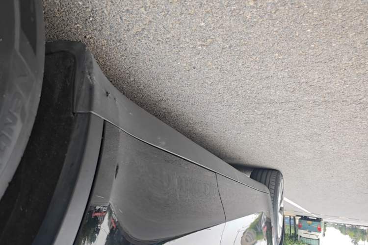 Used Tesla Model Y 2022 Rear-Wheel-Drive Version Left Side Sill
