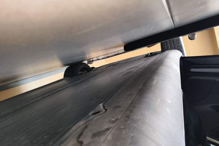 Used Tesla Model Y 2022 Revised Version Rear-Wheel Drive Left Side Sill