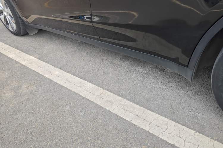 Used Tesla Model Y 2022 Revised Version Rear-Wheel Drive Left Side Sill