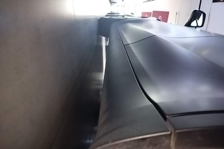 Used Tesla Model Y 2022 Revised Version Rear-Wheel Drive Left Side Sill
