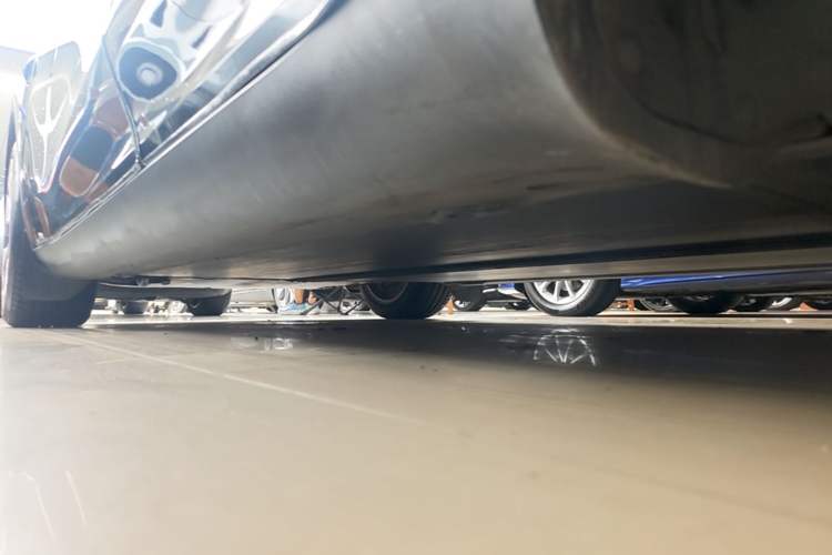 Used Tesla Model Y 2022 Revised Version Rear-Wheel Drive Left Side Sill