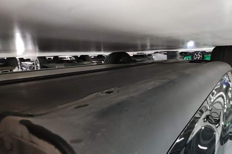 Used Tesla Model Y 2022 Revised Version Rear-Wheel Drive Left Side Sill