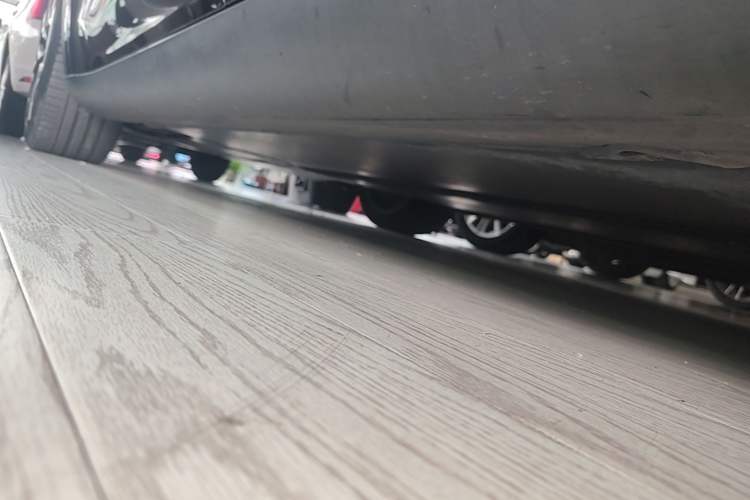 Used Tesla Model Y 2022 Revised Version Rear-Wheel Drive Left Side Sill