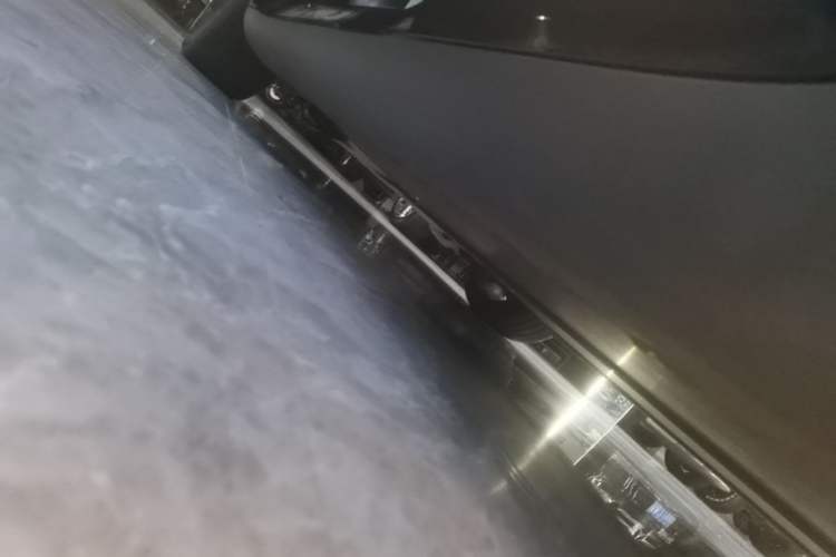 Used Tesla Model Y 2022 Rear-Wheel-Drive Version Left Side Sill