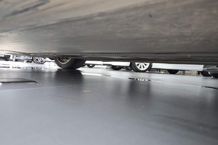 Used Tesla Model Y 2022 Revised Version Rear-Wheel Drive Left Side Sill