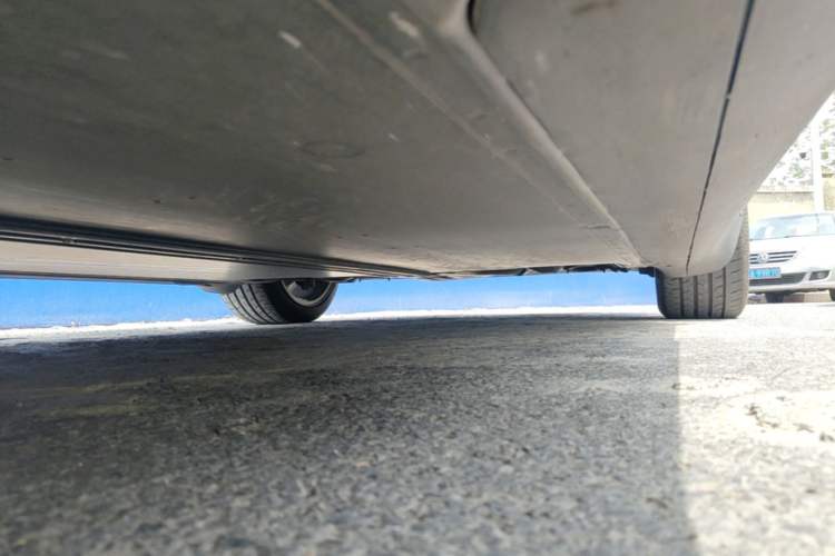 Used Tesla Model Y 2022 Revised Version Rear-Wheel Drive Left Side Sill