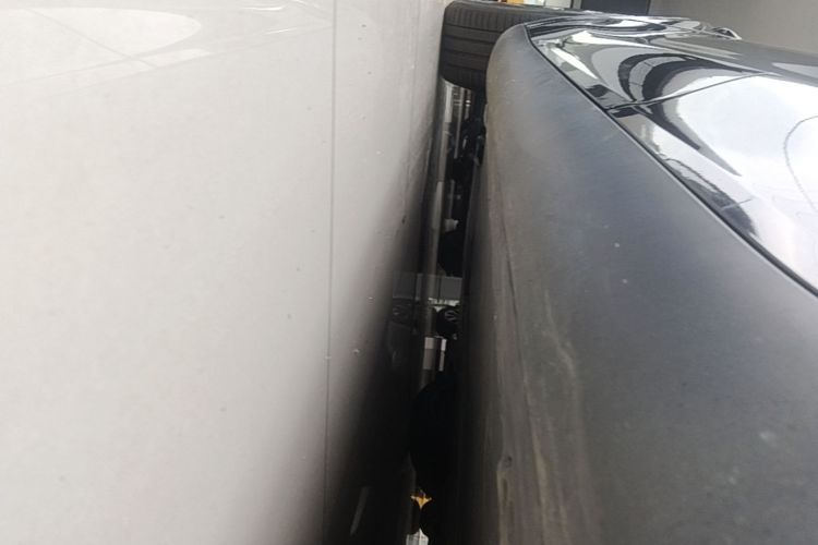 Used Tesla Model Y 2022 Rear-Wheel-Drive Version Left Side Sill