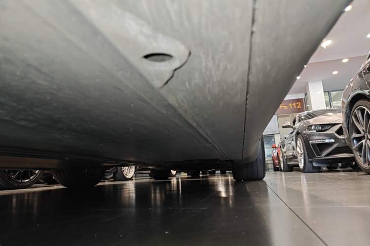 Used Tesla Model Y 2022 Revised Version Rear-Wheel Drive Left Side Sill