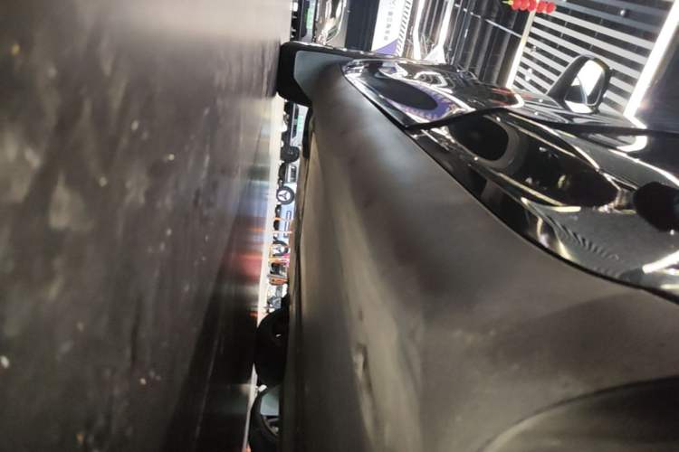 Used Tesla Model Y 2022 Revised Version Rear-Wheel Drive Left Side Sill