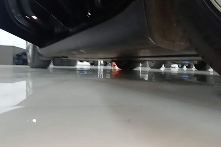 Used Tesla Model Y 2022 Revised Version Rear-Wheel Drive Left Side Sill