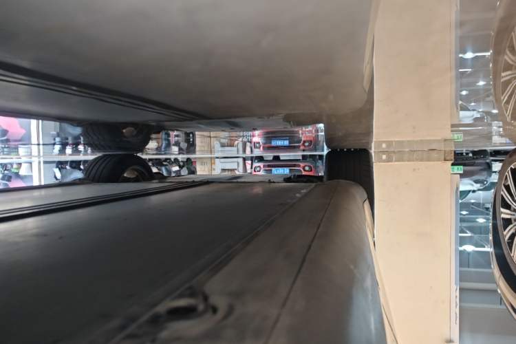 Used Tesla Model Y 2022 Revised Version Long-Range All-Wheel Drive Left Side Sill